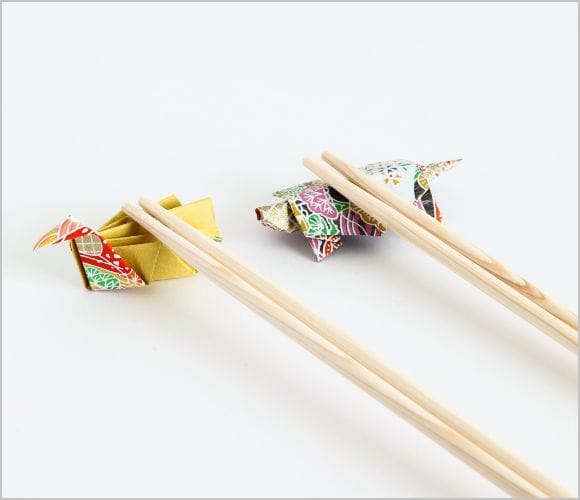 割り箸袋で作る箸置きアイデア5選｜折り方と和食卓での実用例